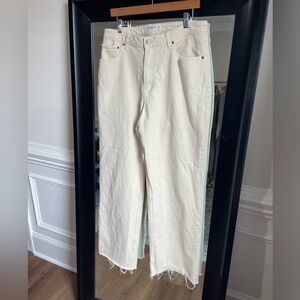 Abercrombie & Fitch Off white 90’s relaxed